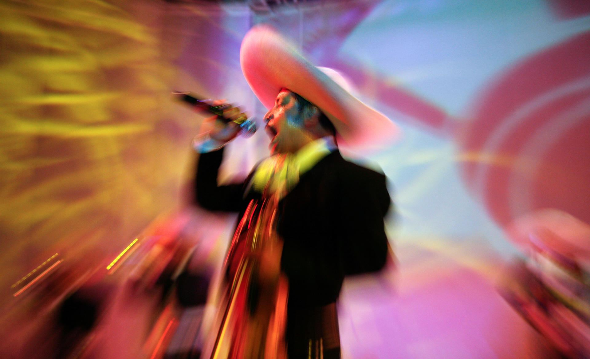 Singer near Cancun, Mexico.