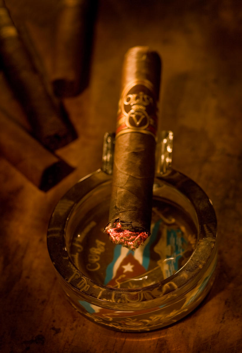 Light-painted Cigar.